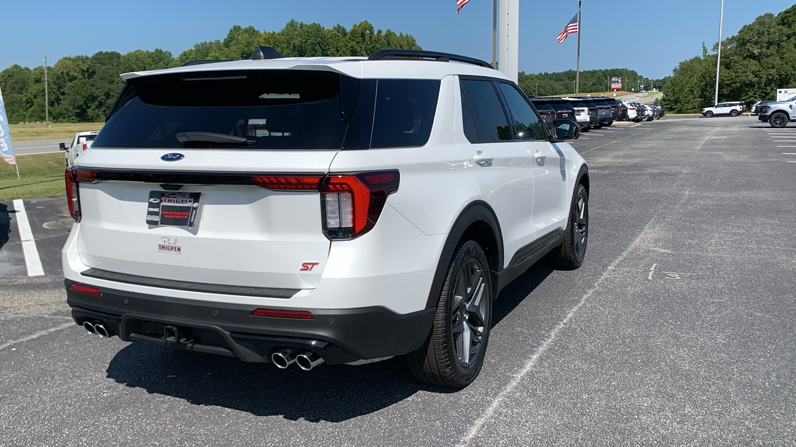 2025 Ford Explorer ST 7