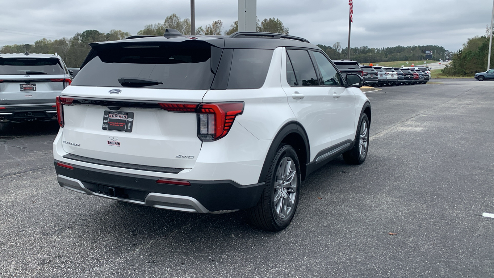 2025 Ford Explorer Platinum 7