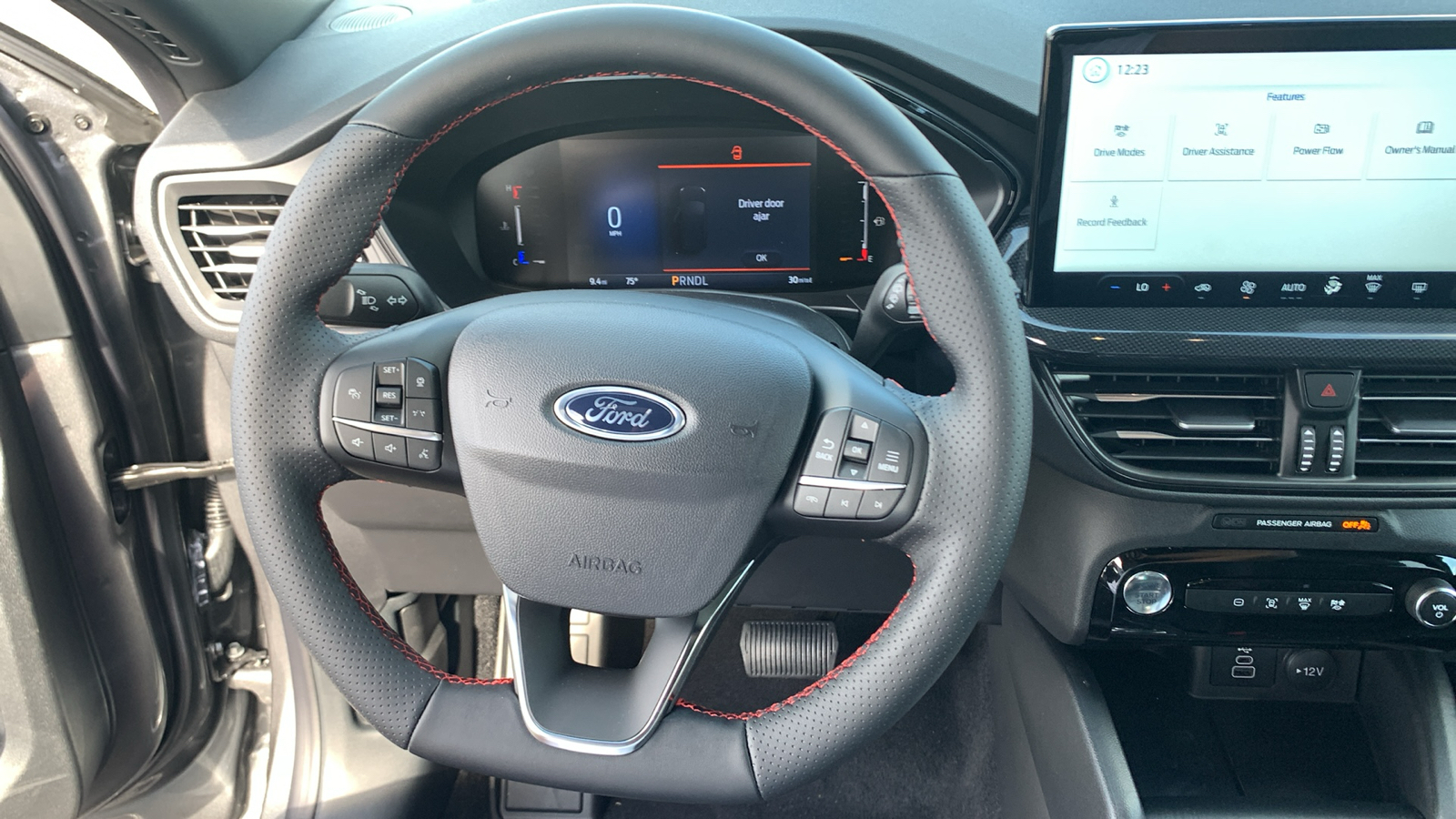 2025 Ford Escape ST-Line 19