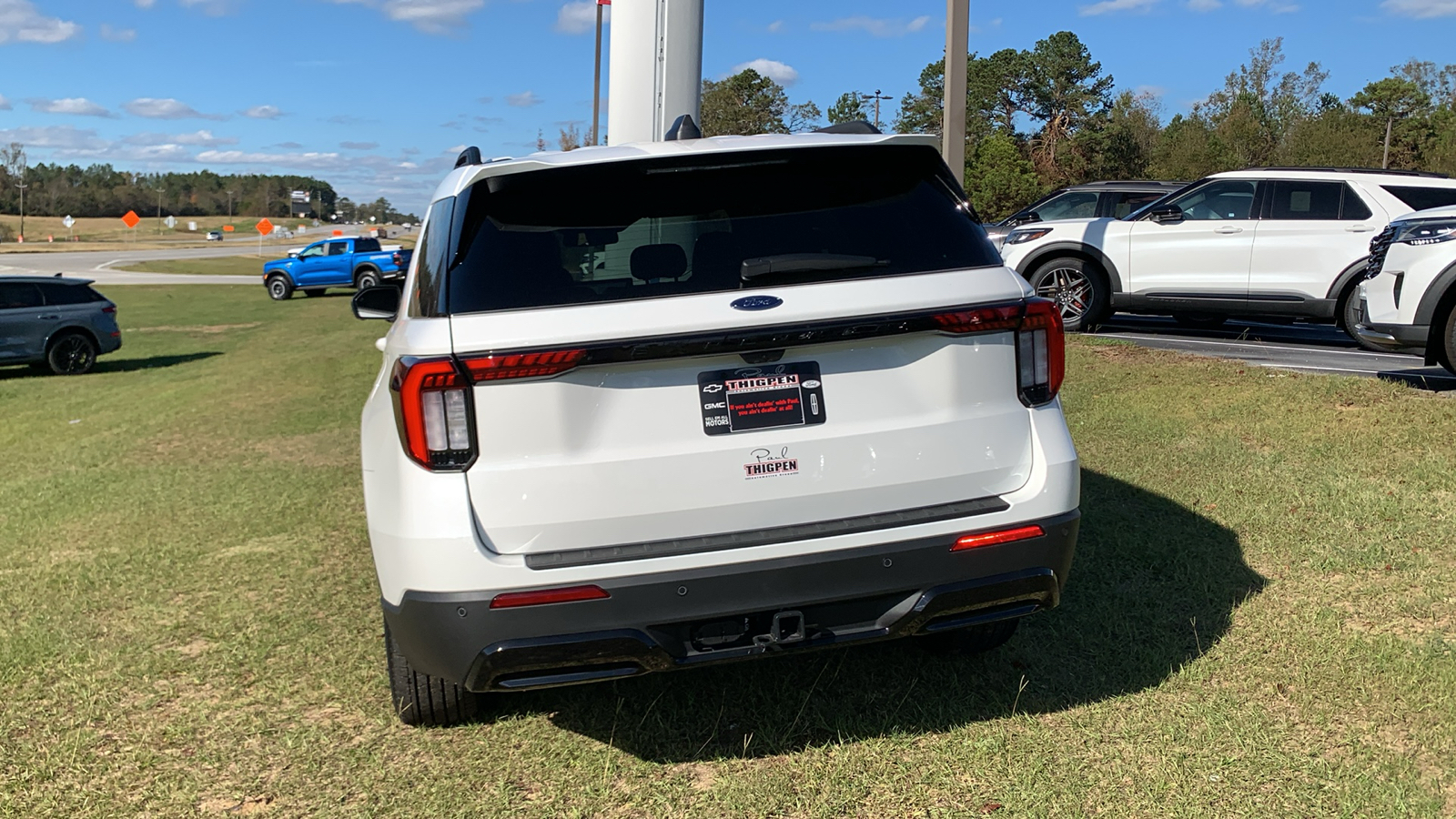 2025 Ford Explorer ST-Line 6