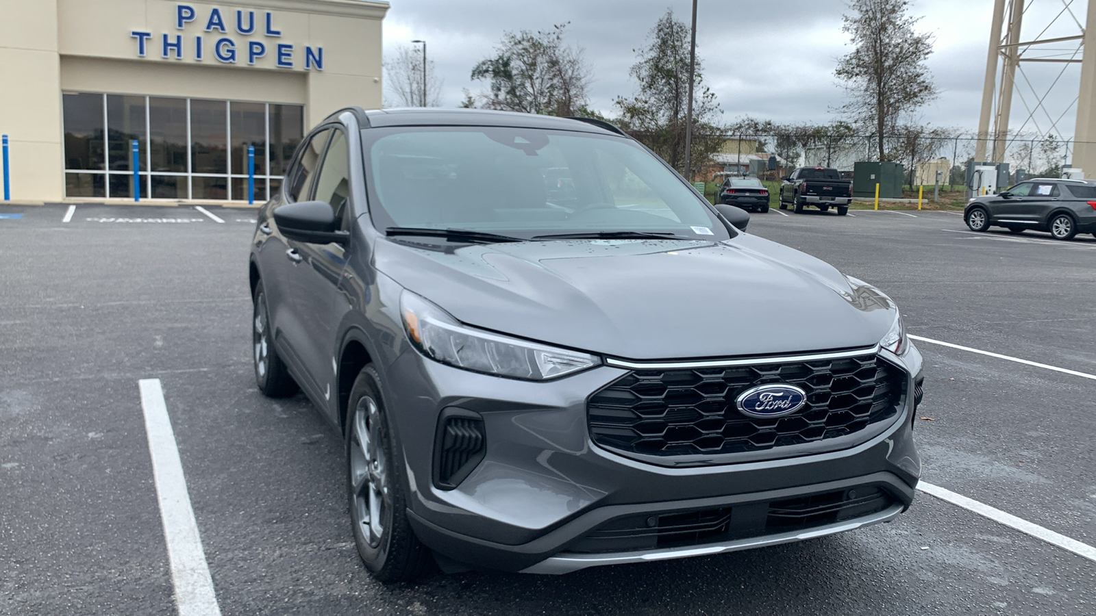 2025 Ford Escape ST-Line 1