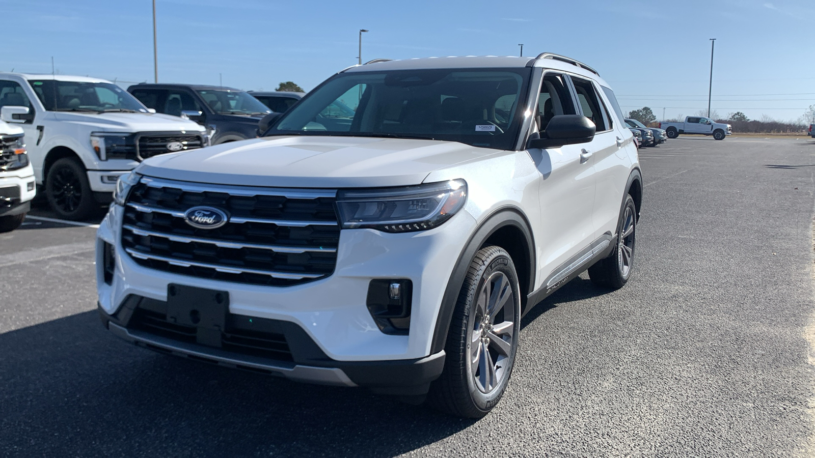 2025 Ford Explorer Active 3