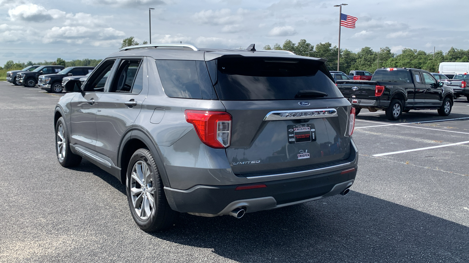 2023 Ford Explorer Limited 5