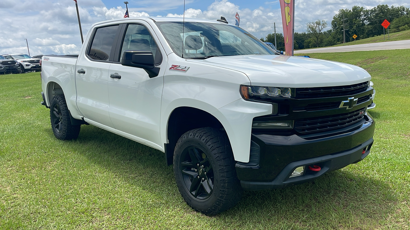 2020 Chevrolet Silverado 1500 LT Trail Boss 25