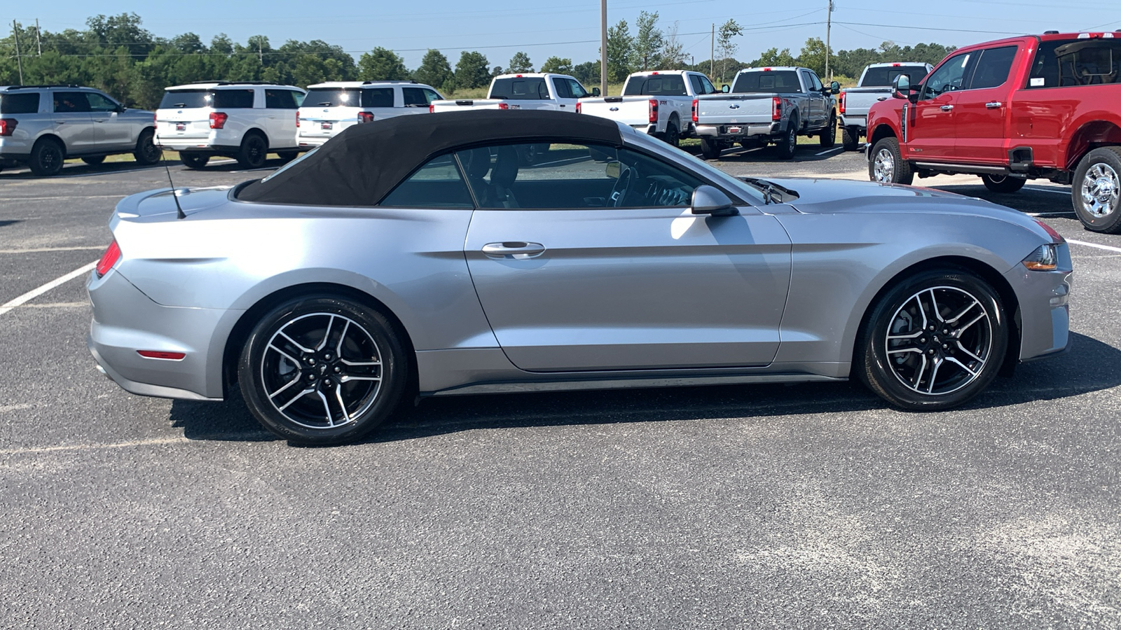 2022 Ford Mustang EcoBoost Premium 8