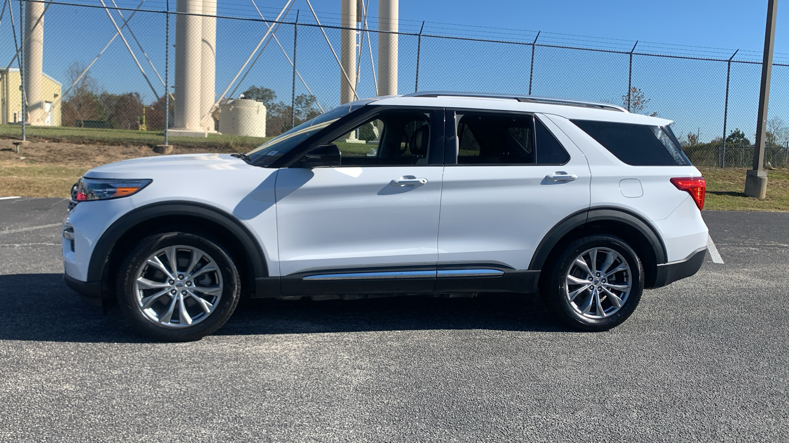 2022 Ford Explorer Limited 4