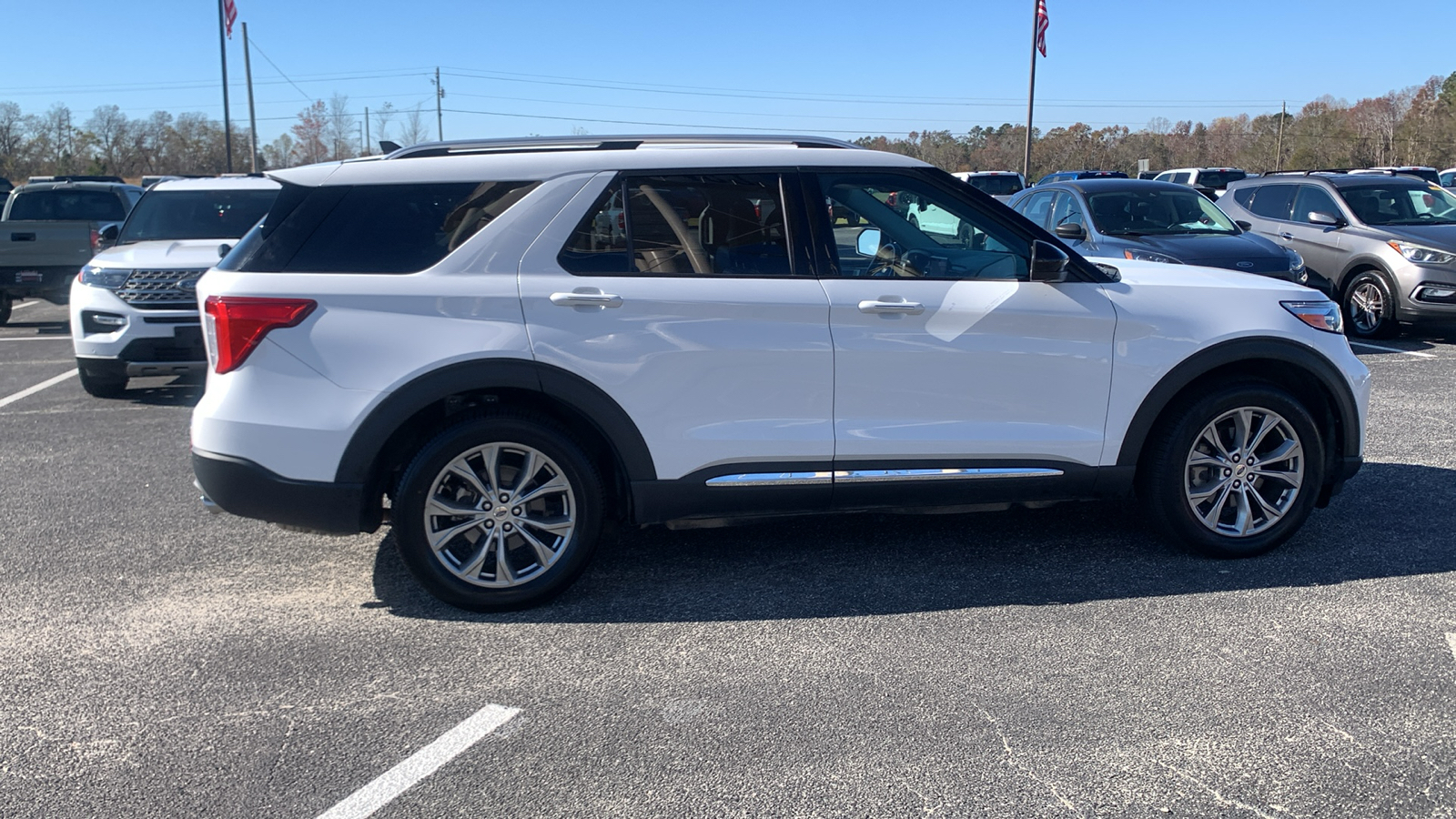 2022 Ford Explorer Limited 8