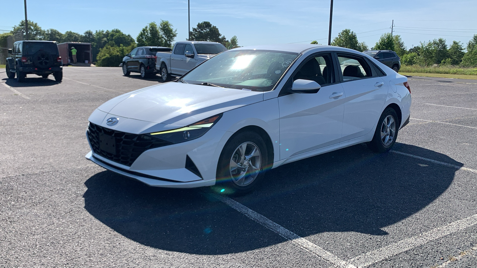 2021 Hyundai Elantra SE 3