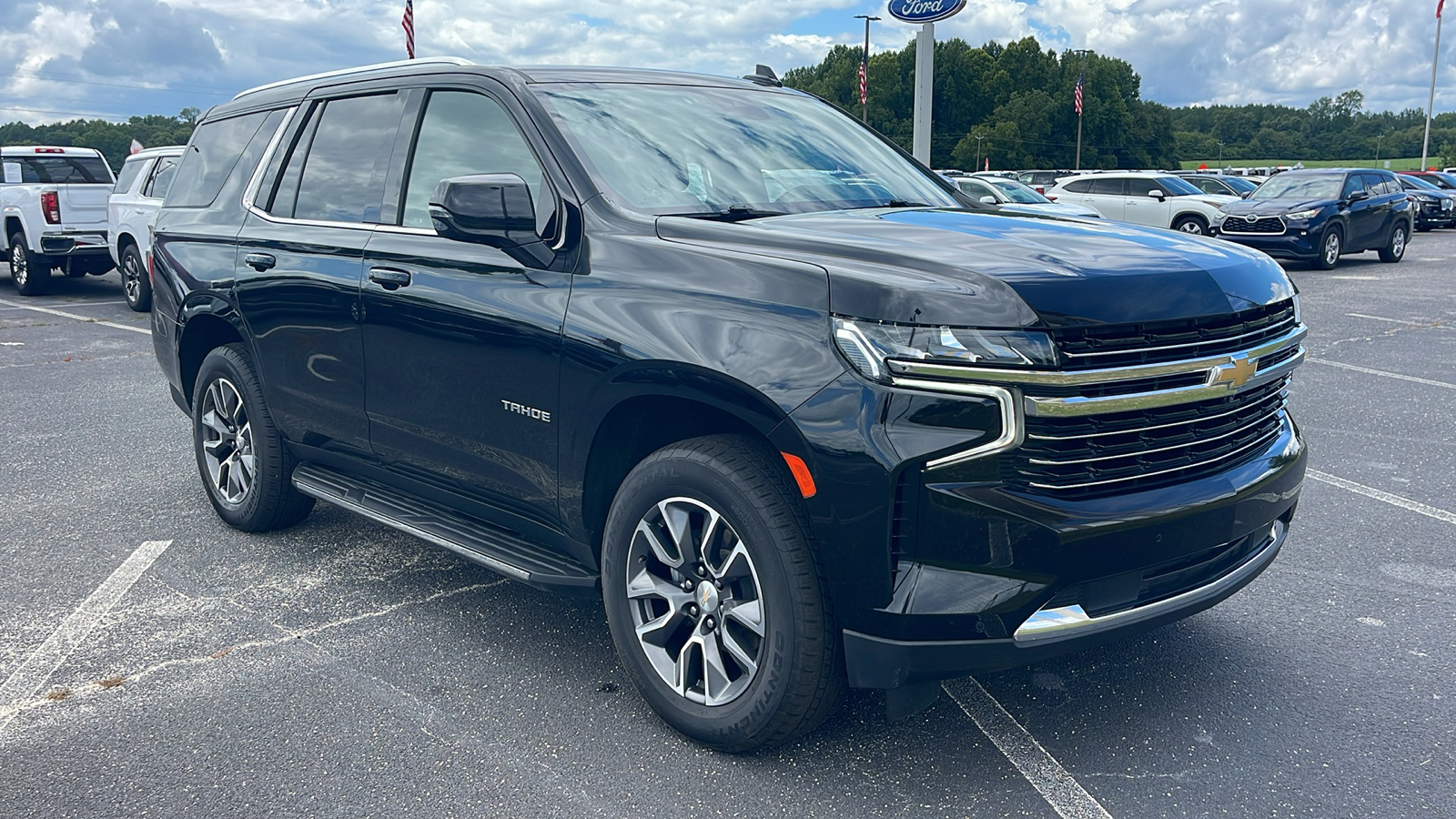 2023 Chevrolet Tahoe LT 2