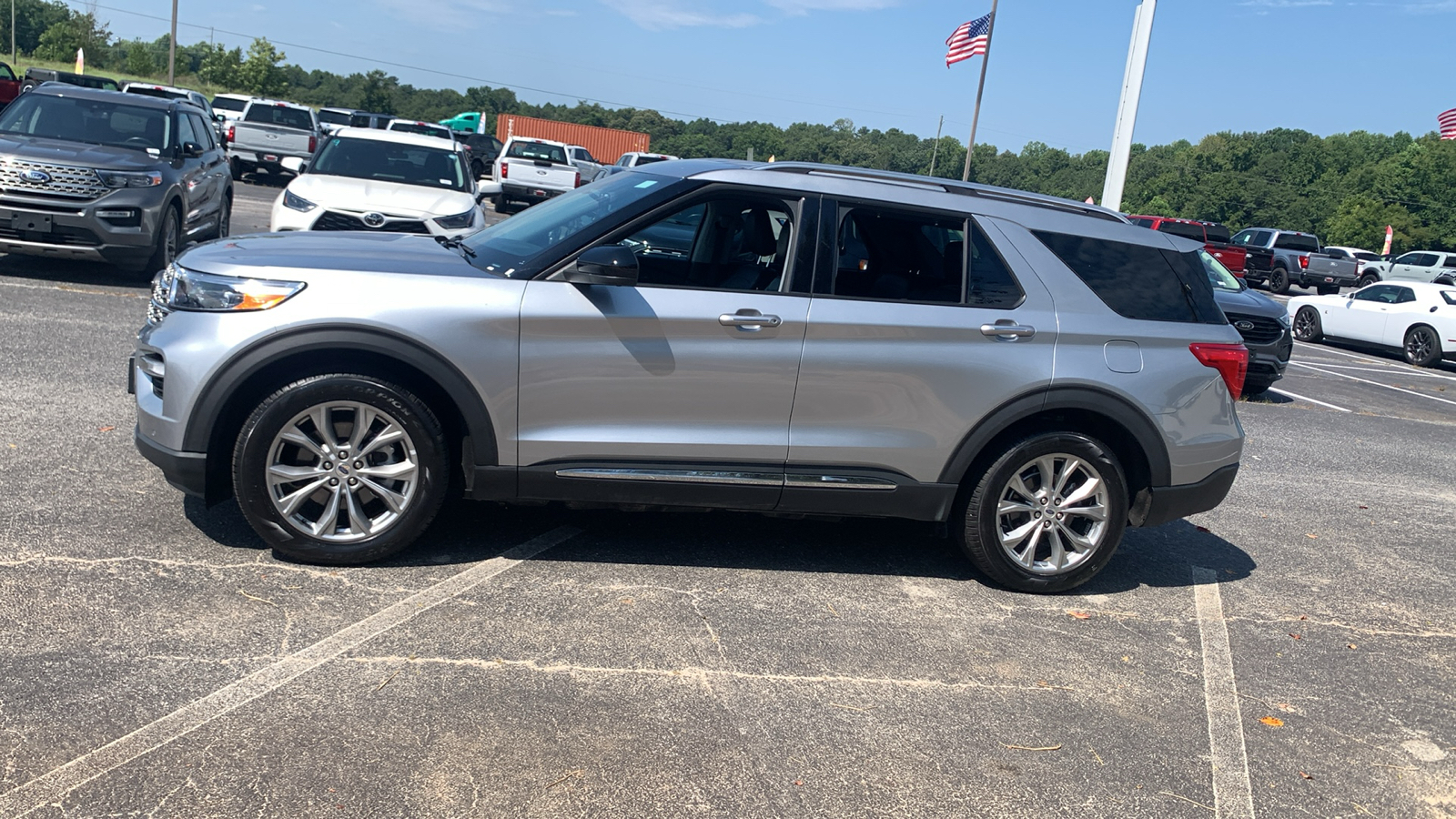 2023 Ford Explorer Limited 4