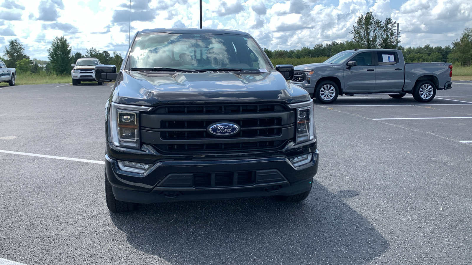 2021 Ford F-150 Lariat 2