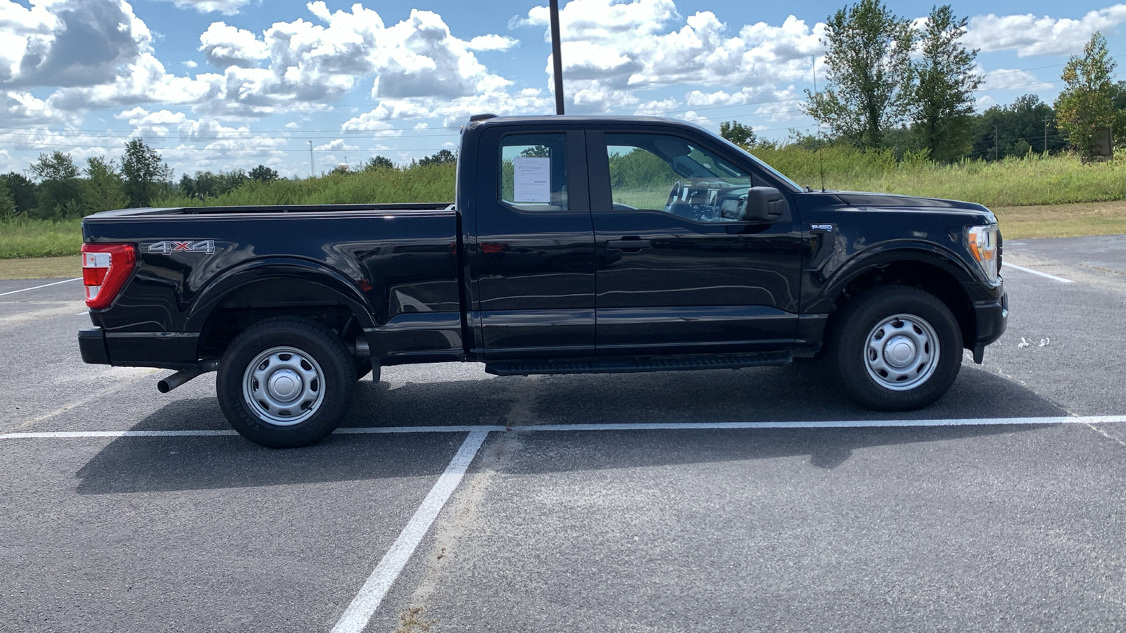 2021 Ford F-150 XL 8