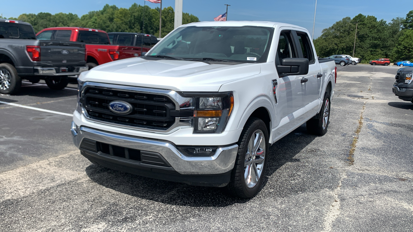 2023 Ford F-150 XLT 3