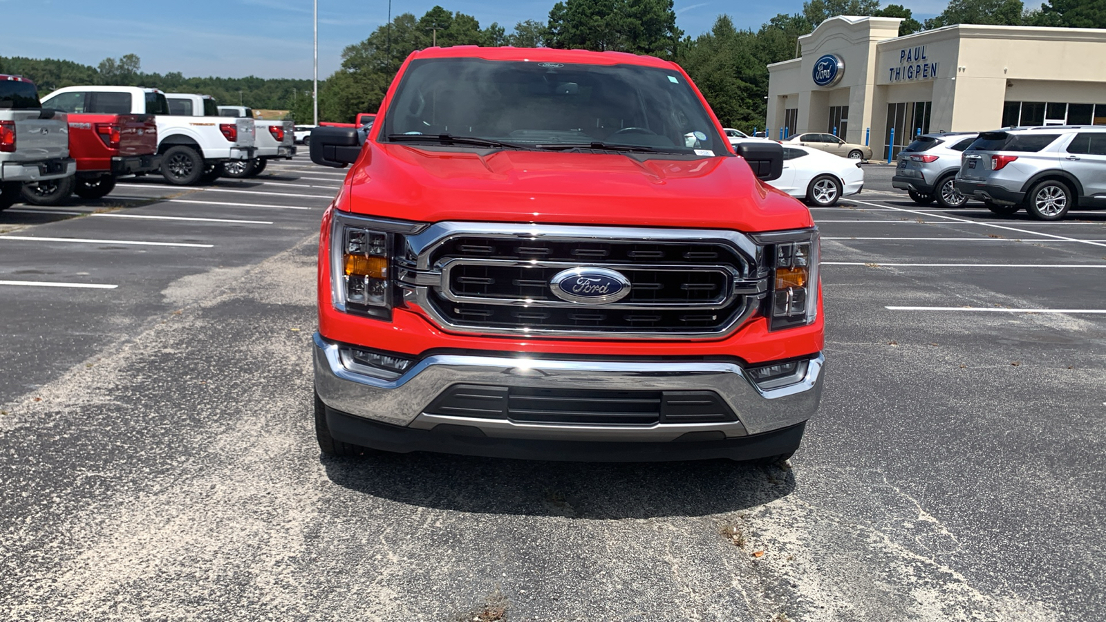 2021 Ford F-150 XLT 2