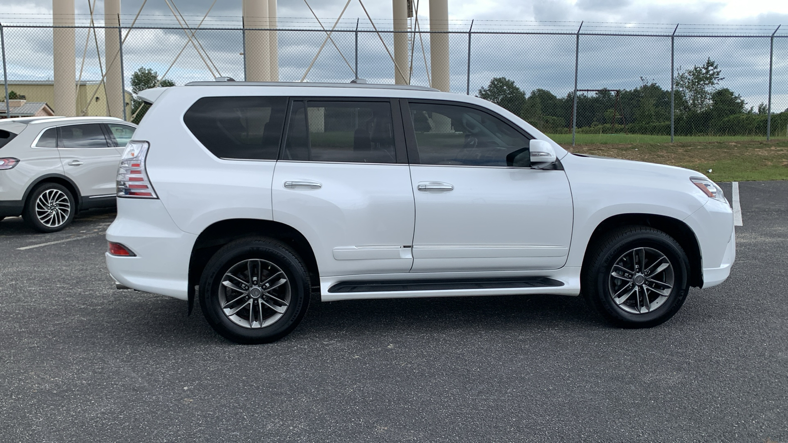 2017 Lexus GX 460 7