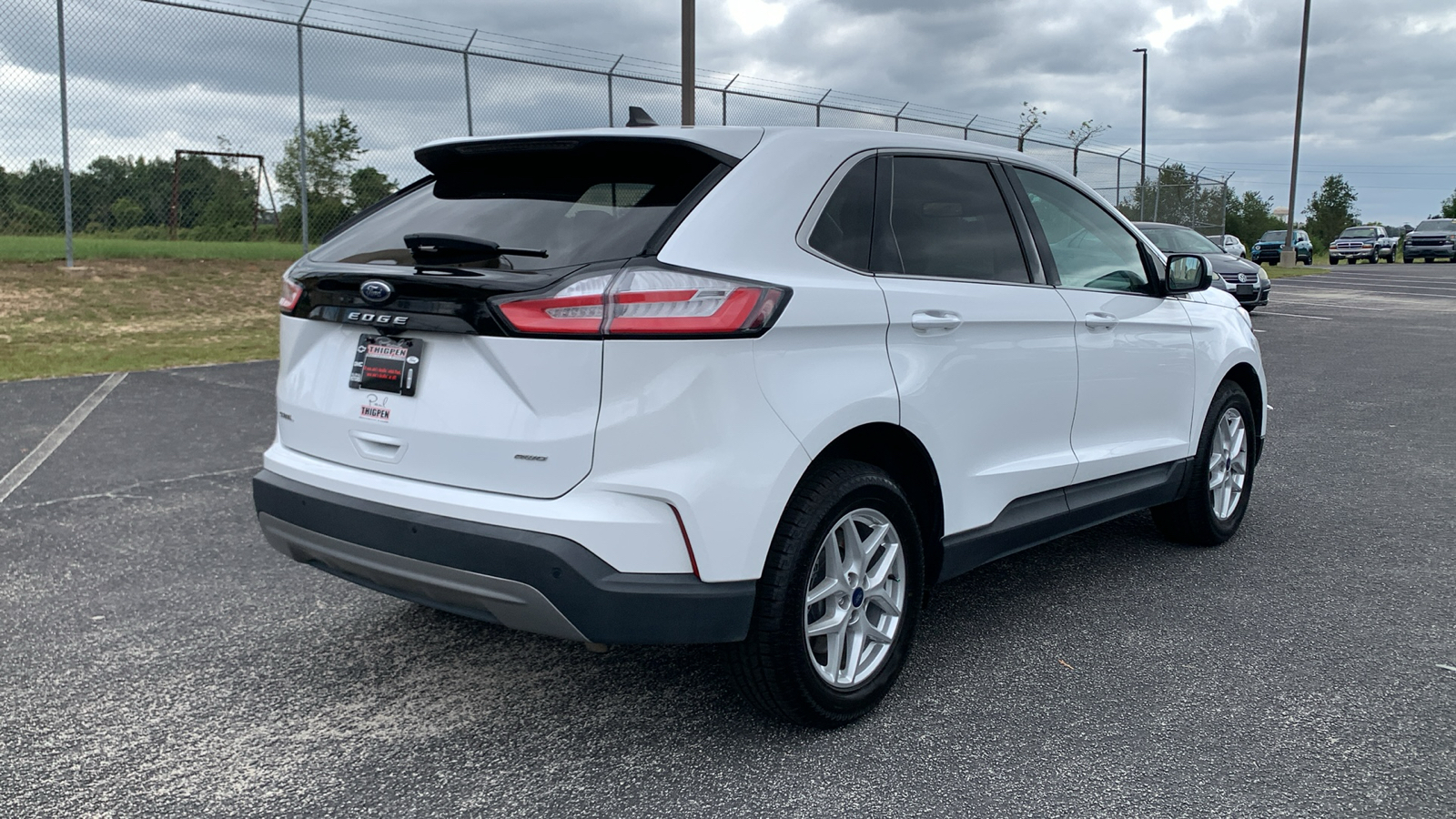 2022 Ford Edge  7