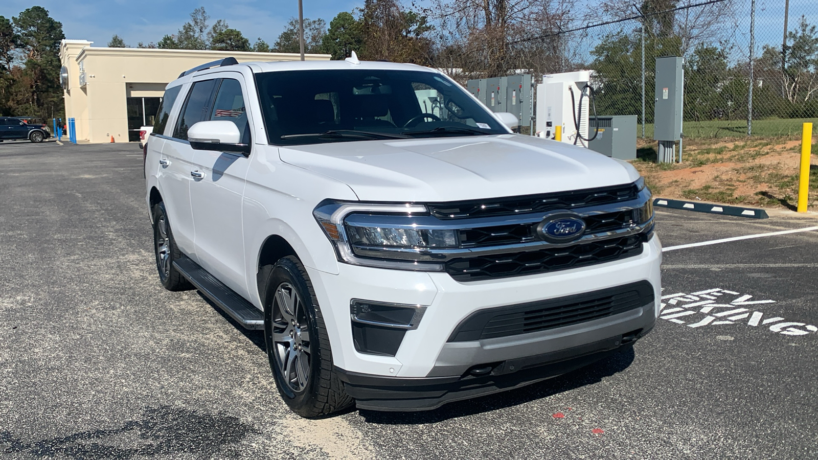 2022 Ford Expedition Limited 1