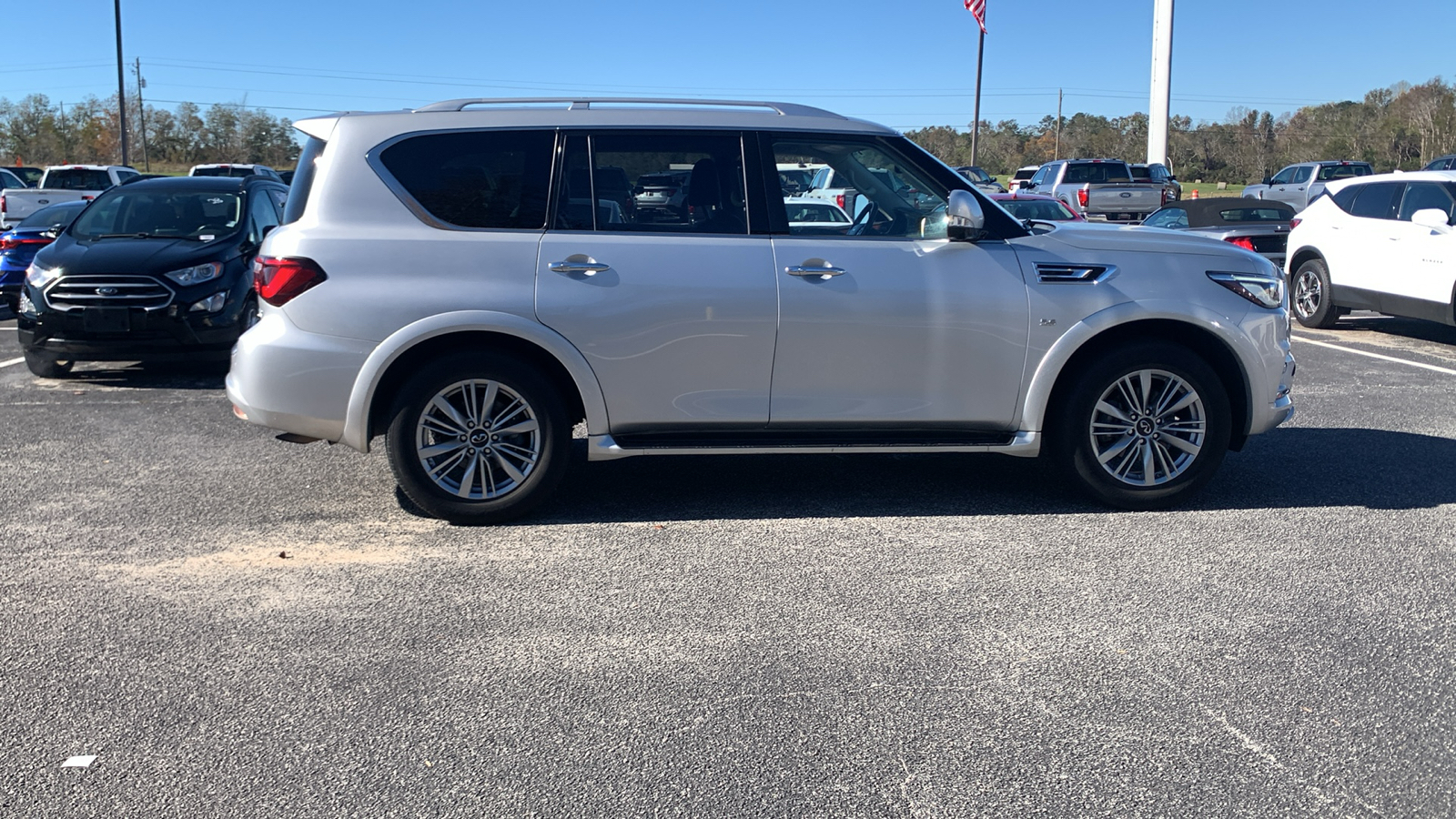 2019 INFINITI QX80 LUXE 8