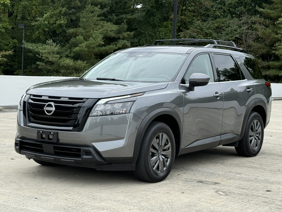 2023 Nissan Pathfinder  37