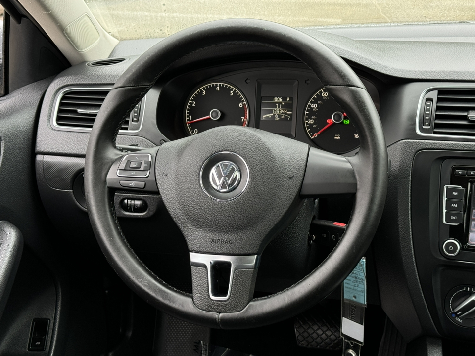 2011 Volkswagen Jetta  19