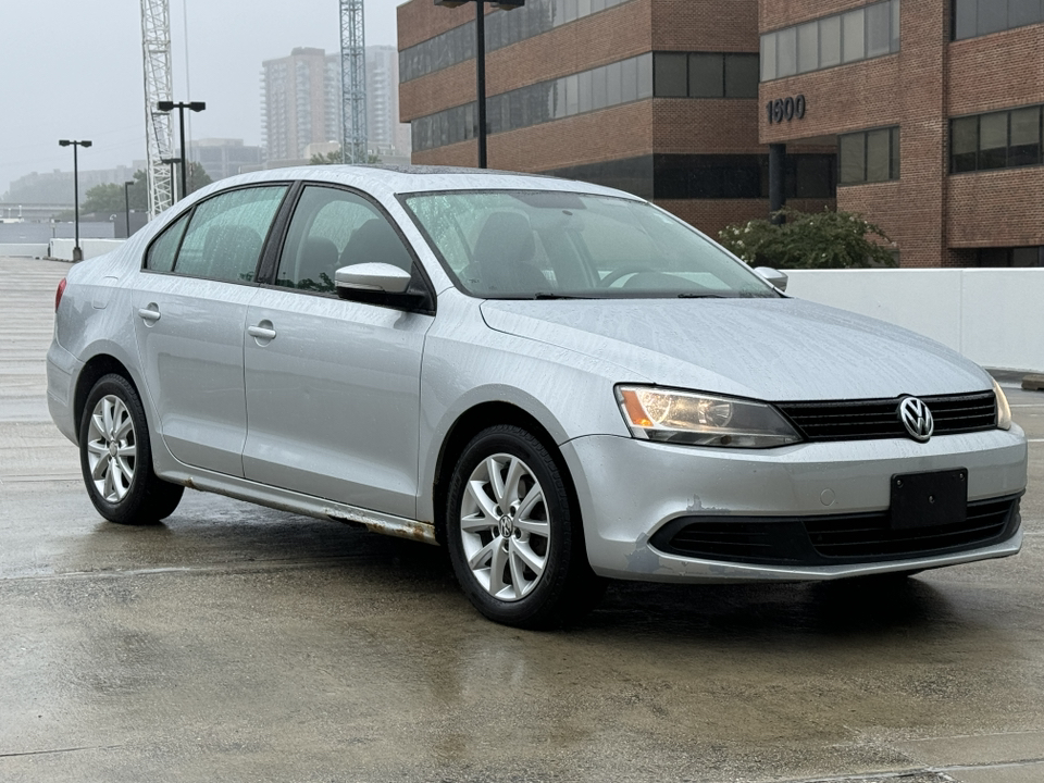 2011 Volkswagen Jetta  36