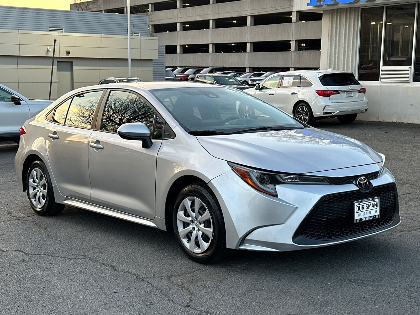 2022 Toyota Corolla LE 33