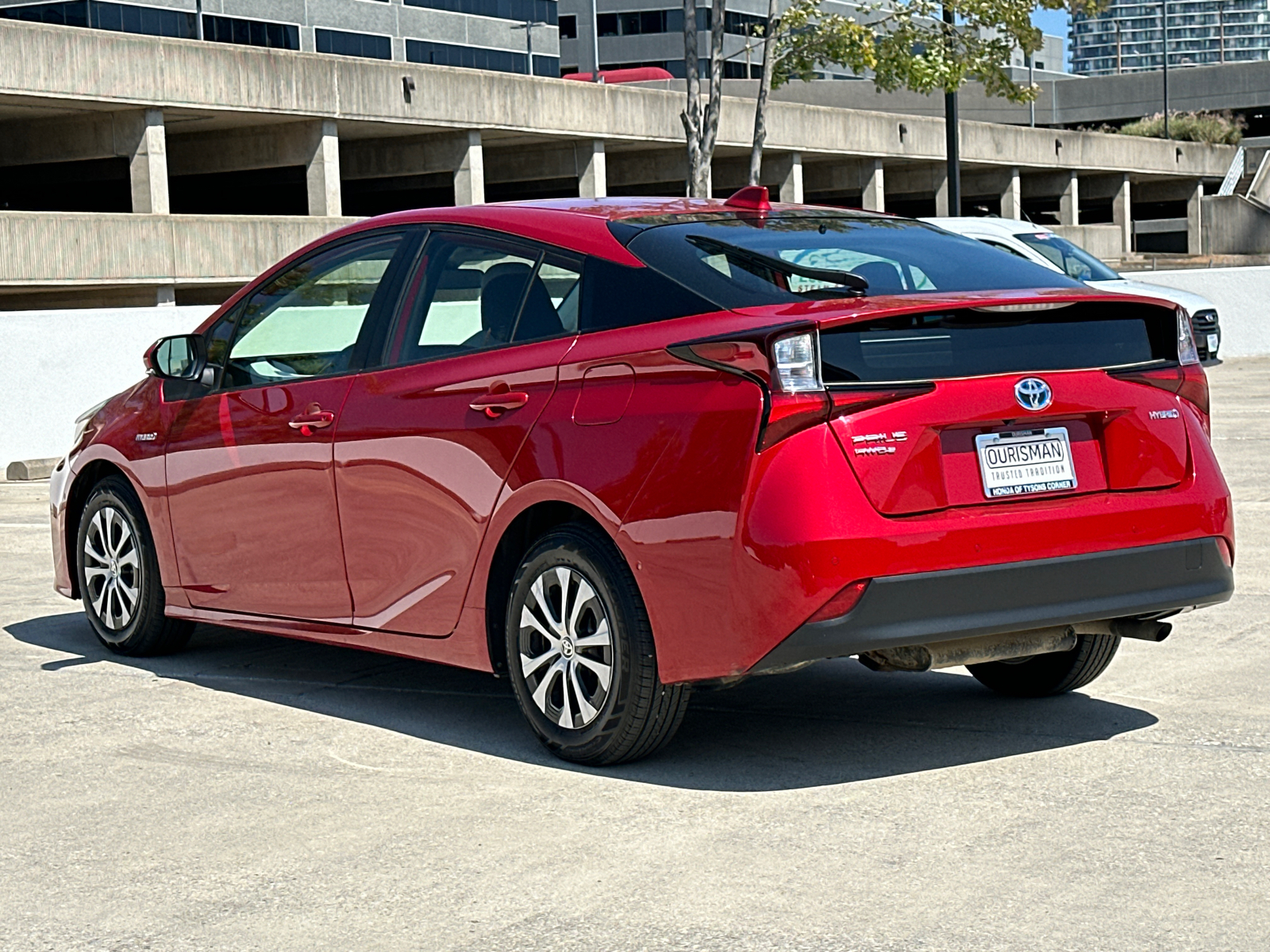 2022 Toyota Prius LE AWD-e 36