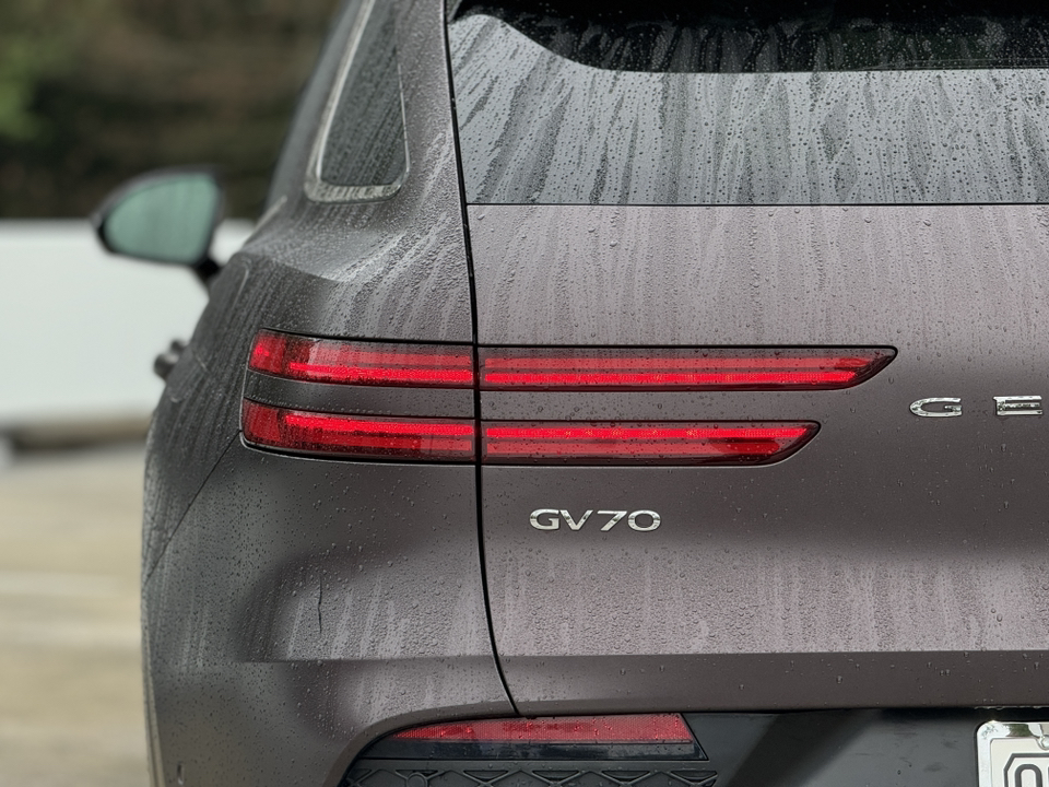 2022 Genesis GV70 2.5T 6