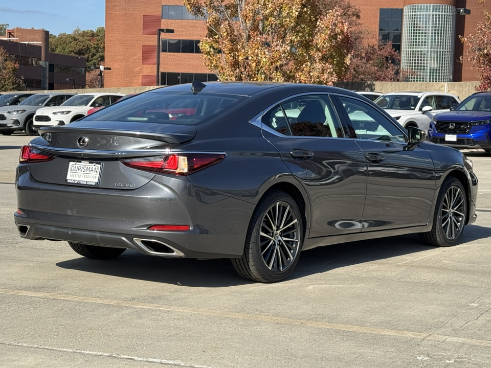 2022 Lexus ES 350 42