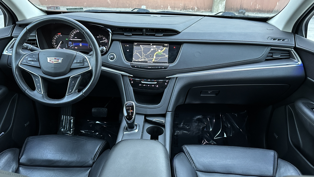 2017 Cadillac XT5 Premium Luxury 16