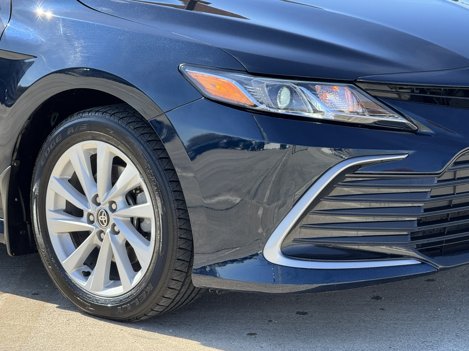 2021 Toyota Camry LE 7