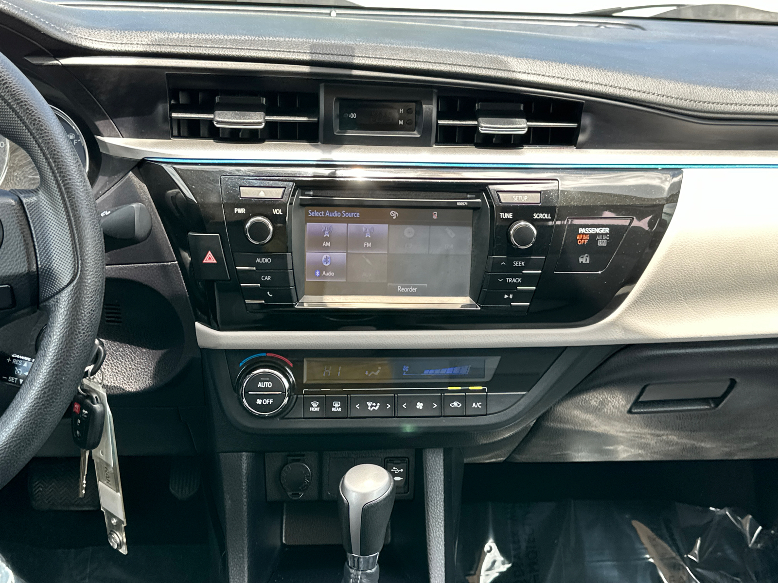2016 Toyota Corolla LE 12