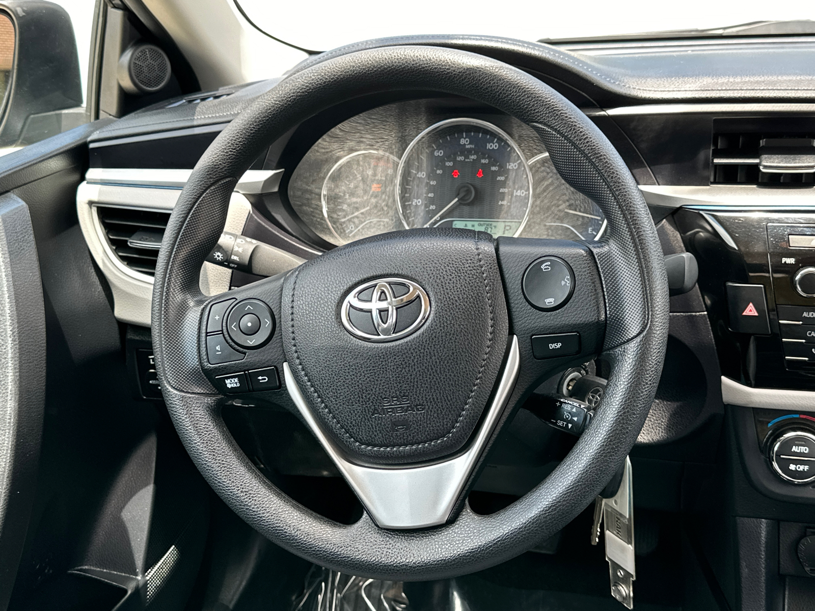 2016 Toyota Corolla LE 13