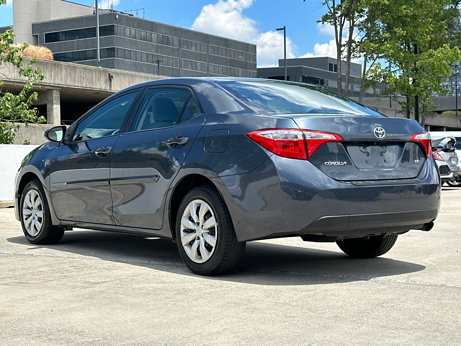 2016 Toyota Corolla LE 39