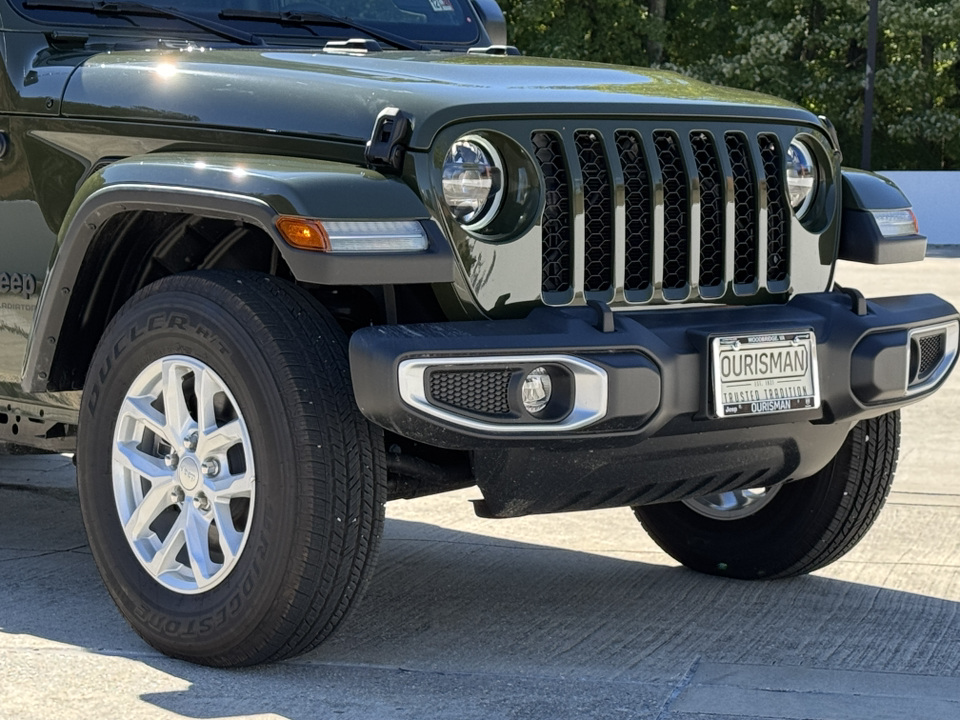 2023 Jeep Gladiator Sport 8