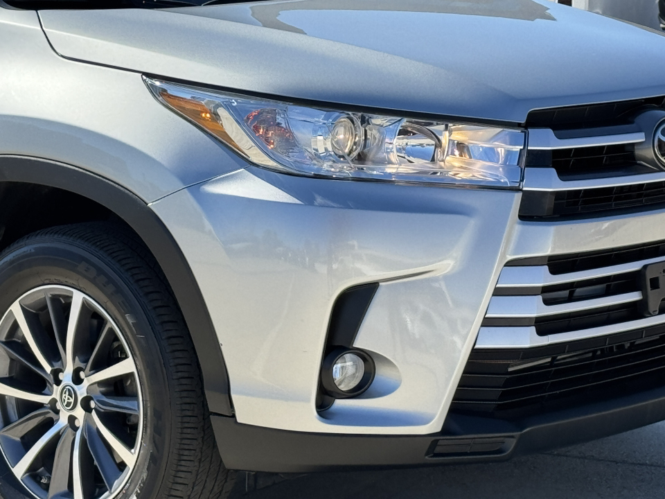 2019 Toyota Highlander XLE 8