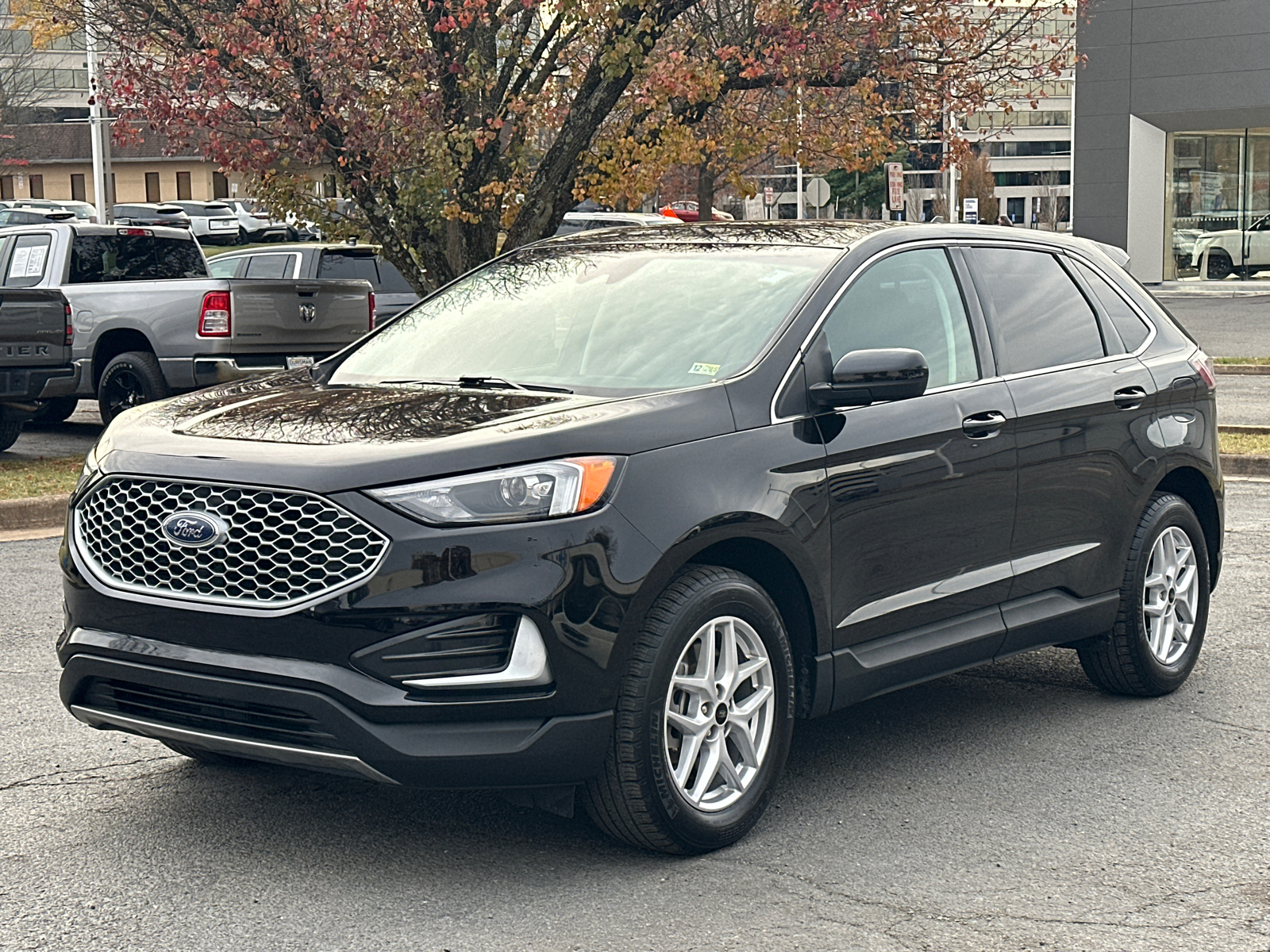 2023 Ford Edge SEL 35