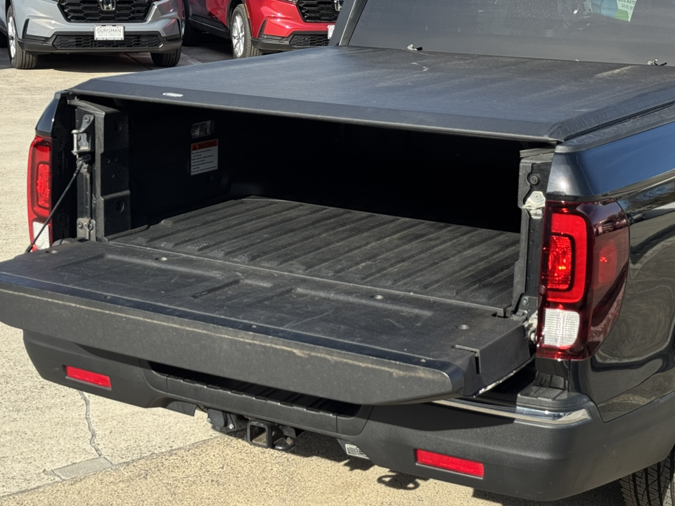 2019 Honda Ridgeline Sport 15