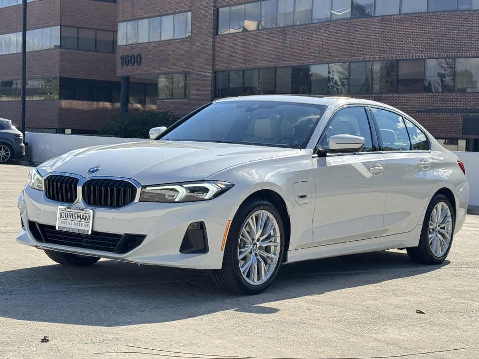 2023 BMW 3 Series 330e iPerformance 47