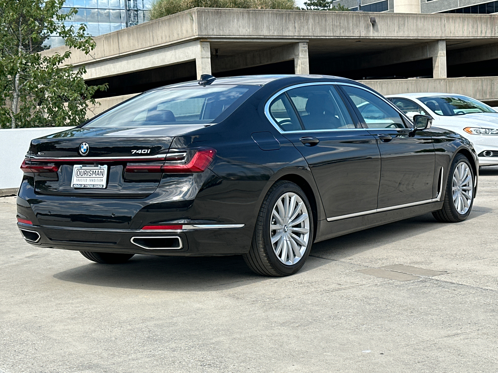 2022 BMW 7 Series 740i xDrive 39