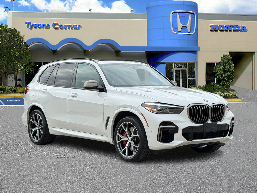 2022 BMW X5 M50i 1