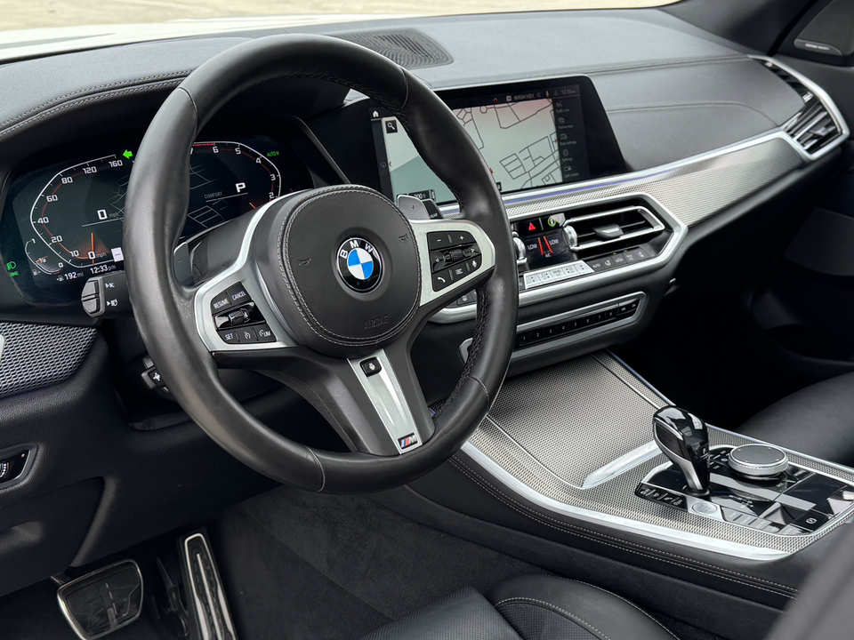 2022 BMW X5 M50i 25