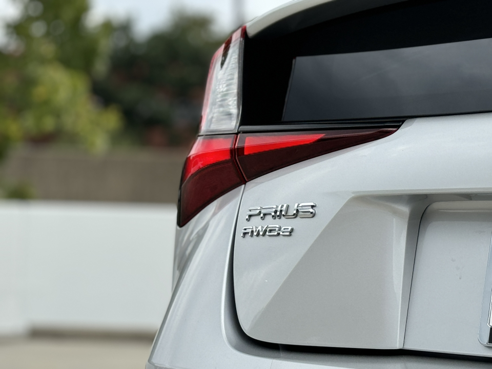 2020 Toyota Prius XLE AWD-e 7