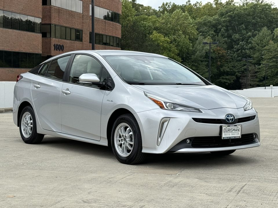 2020 Toyota Prius XLE AWD-e 43