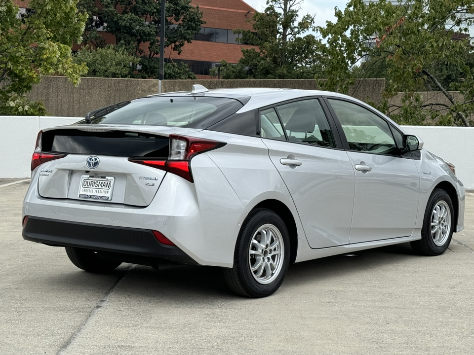 2020 Toyota Prius XLE AWD-e 46