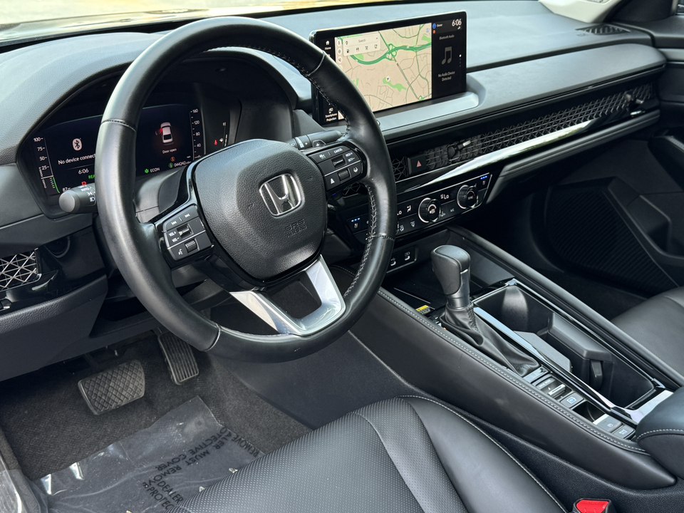 2023 Honda Accord Hybrid Touring 22