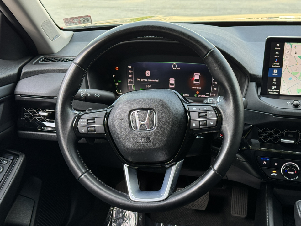 2023 Honda Accord Hybrid Touring 28