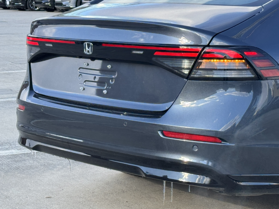 2023 Honda Accord Hybrid EX-L 5