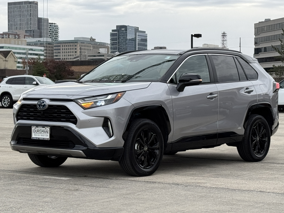 2022 Toyota RAV4 Hybrid XSE 42