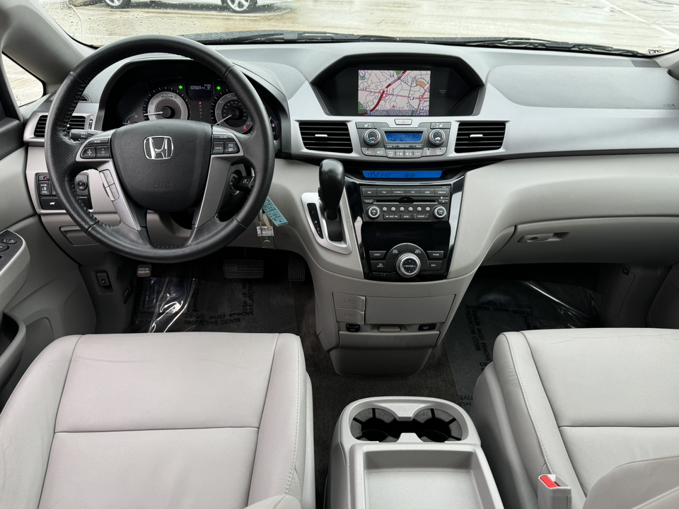 2013 Honda Odyssey EX-L 22